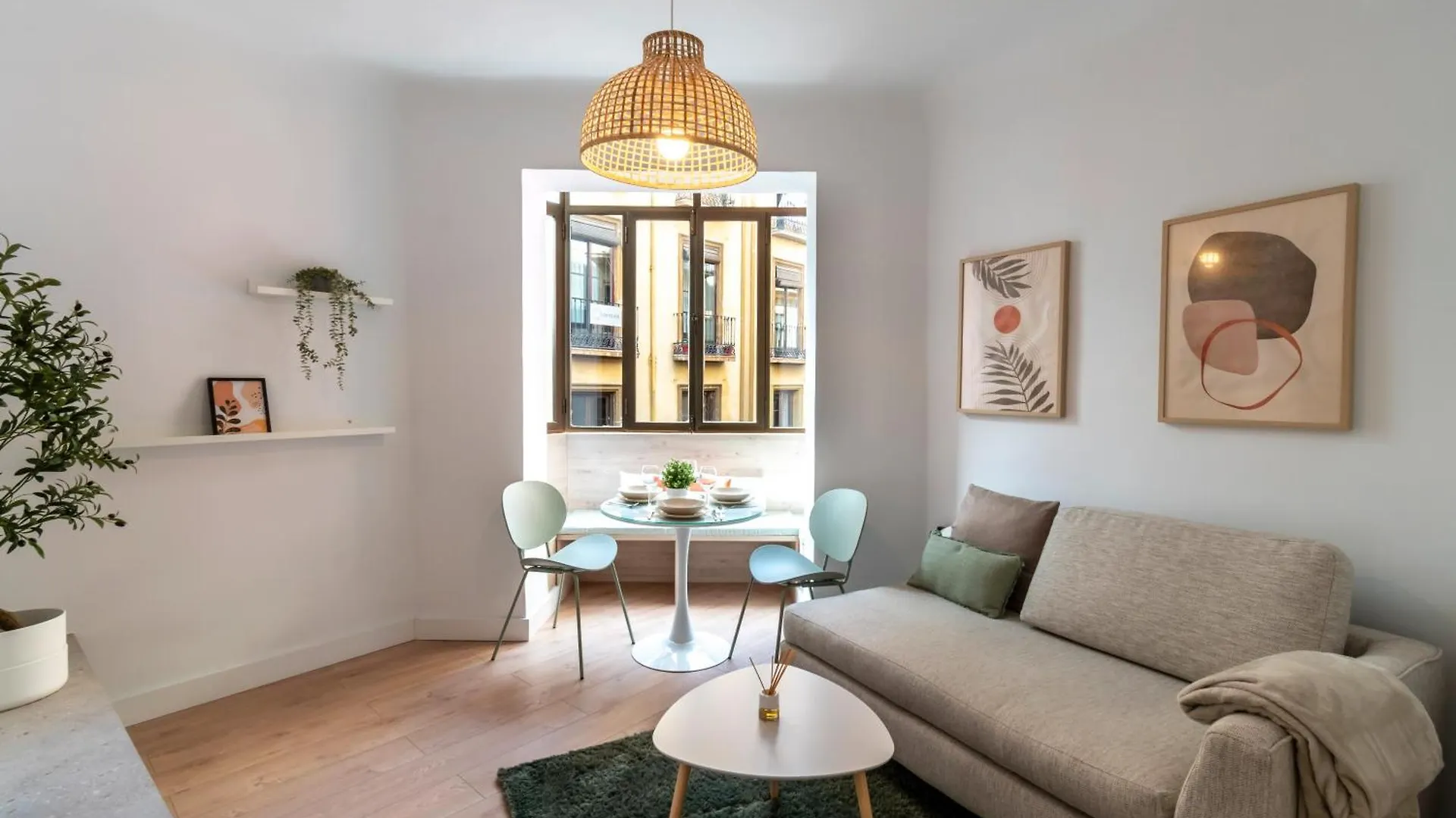 El Olivo Home En Plaza Nueva Grenade